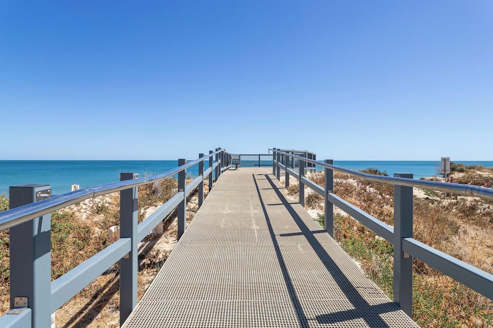 Silver Sands House | Silver Sands Holiday & Beach House