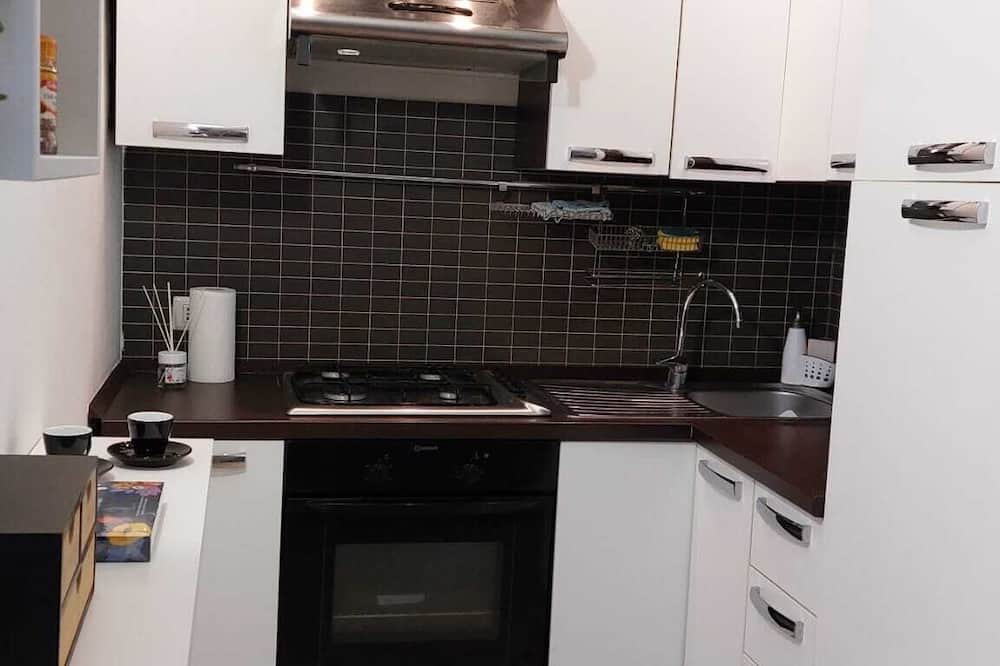 Siziano Apartment | the nest in the center