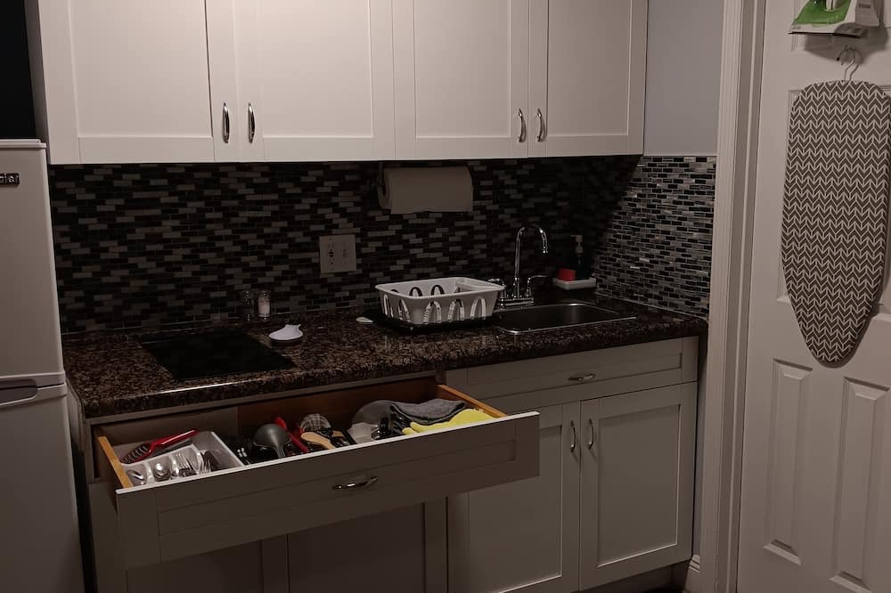 Boyette Springs Apartment | APART STUD COMODO AGRADABLE PARA ESTANCIAS CORTA O LARGA EQUIPADO CON LO BASICO