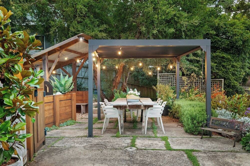 Rosebud House | The Love Shack! | Nature's Beauty