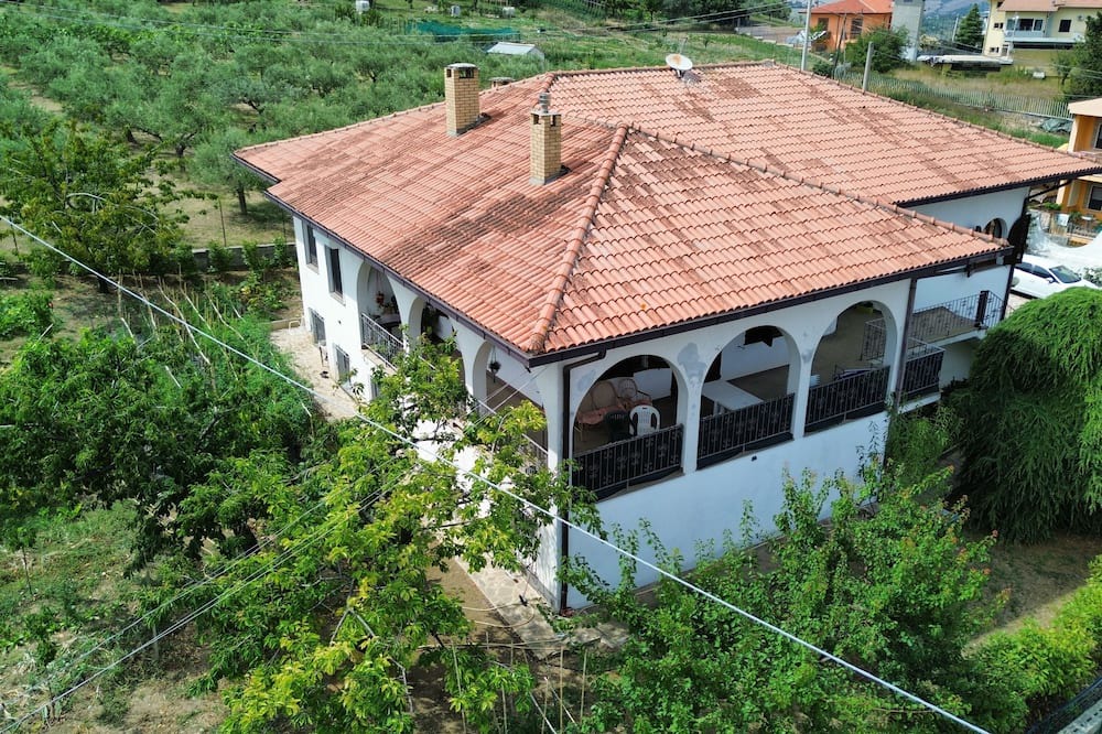 Monteodorisio Villa | Villa Nicol - Holiday Home/Short Term Rentals