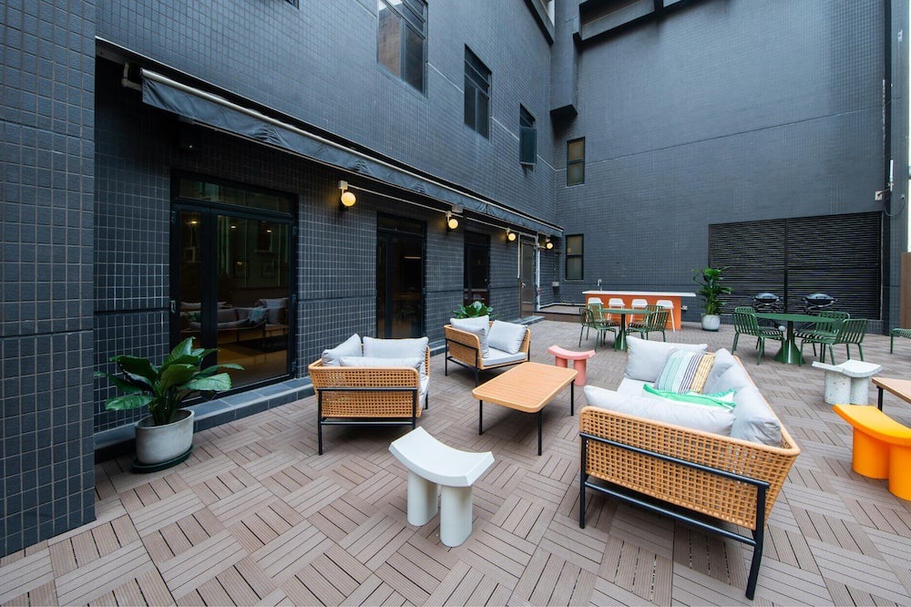 Mong Kok Apartment | Weave Studios - Kowloon West