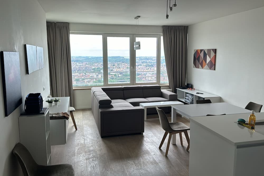 Northern Quarter Apartment | Room in City view apartment in Brussels Center