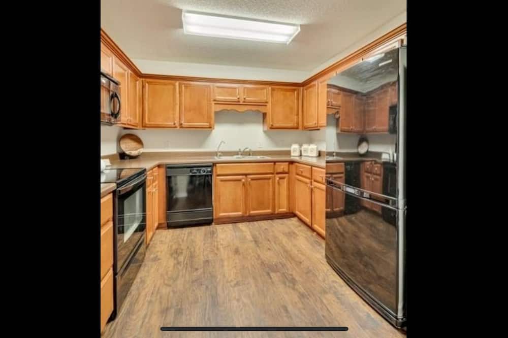 Fleming House | Charming house with AC in Richmond Hill - Perfect for a getaway