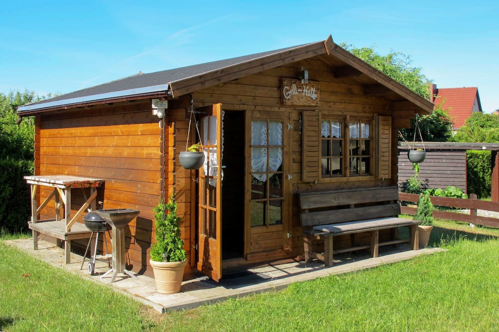 Zussow Apartment | Vrbo Property