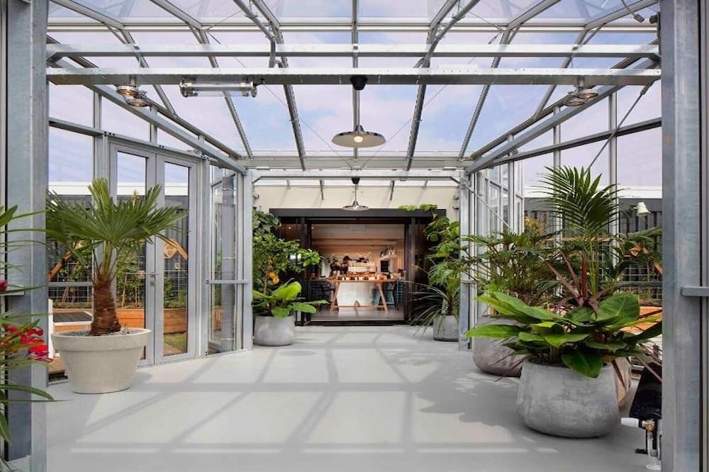 Canal Ring Apartment | Bright and Airy 1-Bedroom Gem