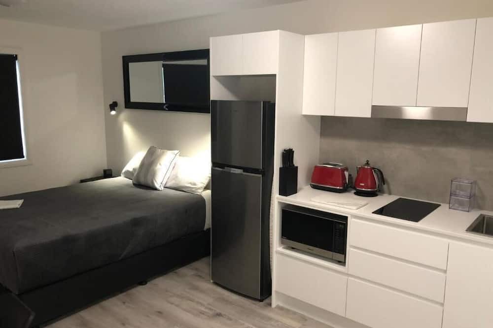 Adamstown Apartment | Studio Apartment Unit