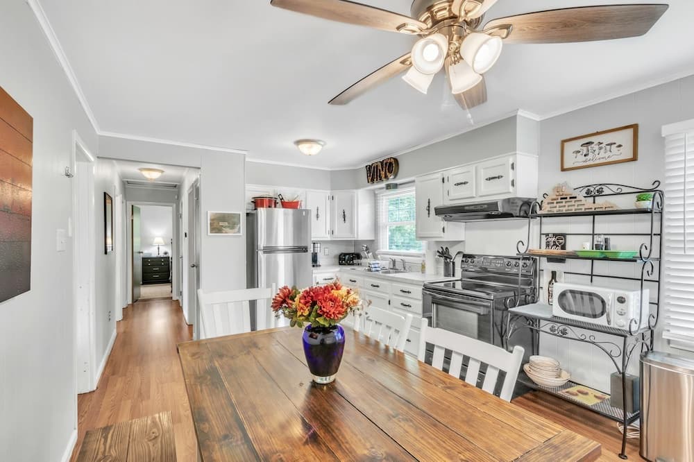 Afton Cabin | NEW LISTING! Stumble Creek Retreat by RedAwning