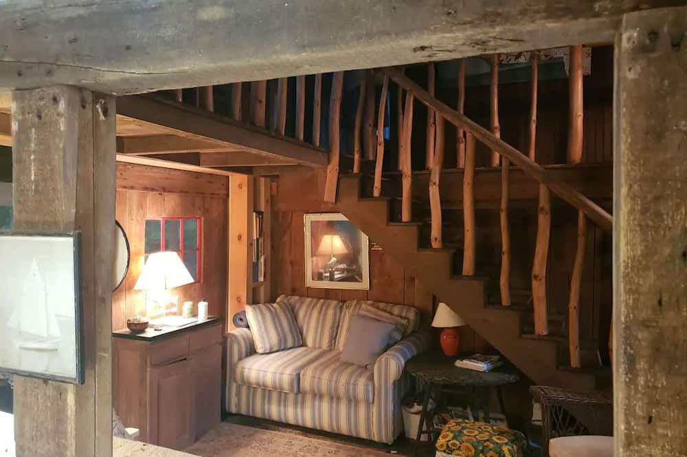 Adamsville House | Peaceful country barn near the RI/MA coast.