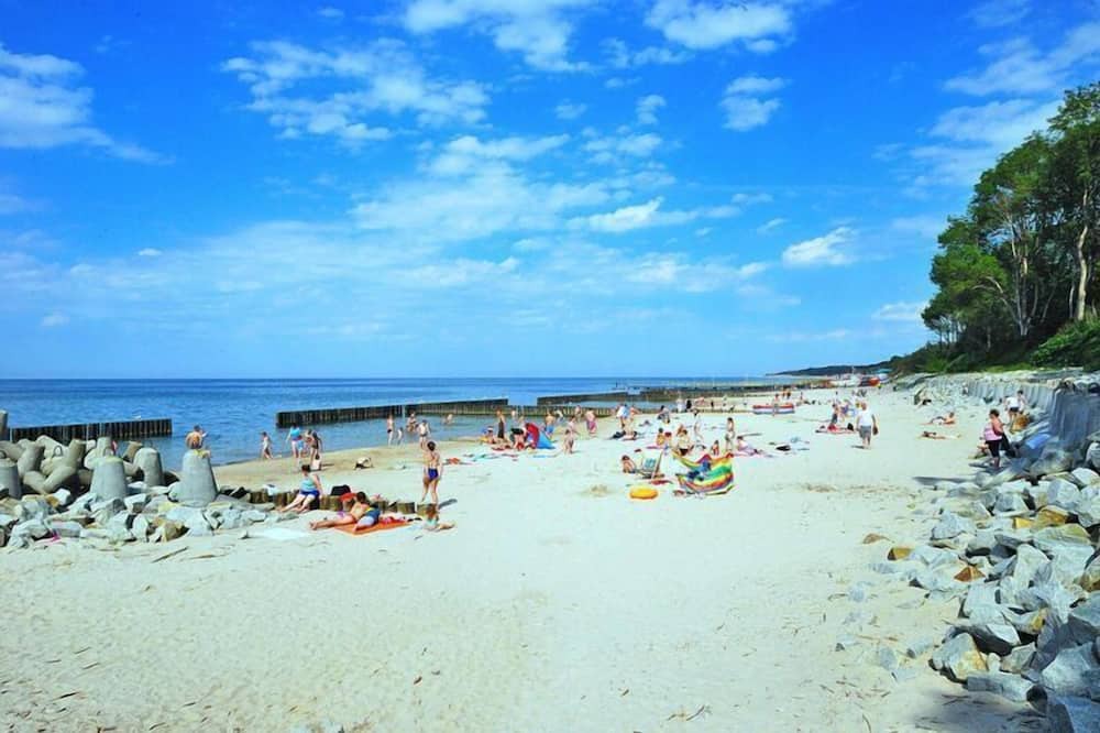 Jaroslawiec House | Comfortable holiday houses with pool, Jaroslawiec