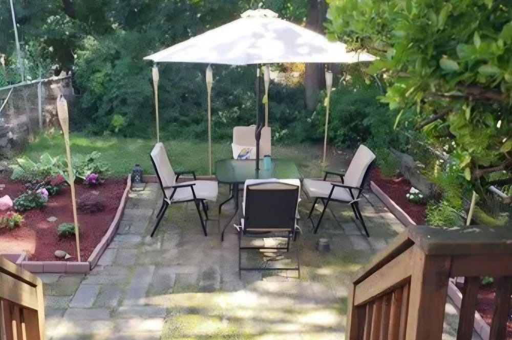 North Side House | Amazing Oasis Near NYC