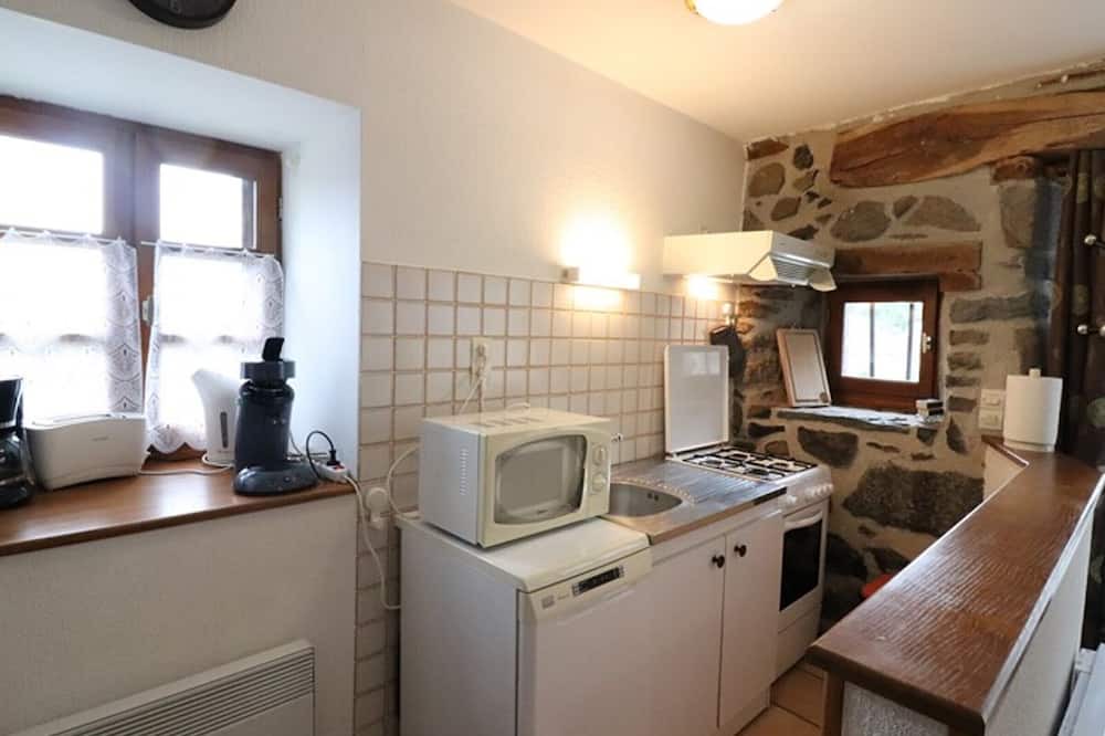 Meallet Cottage | Gite Méallet, 2 bedrooms, 4 persons