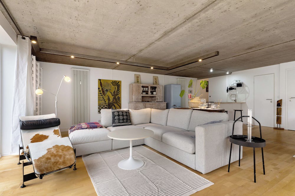 Neumuhl Apartment | Apartment 'Piti's Gästehaus' with Private Terrace, Private Garden and Wi-Fi