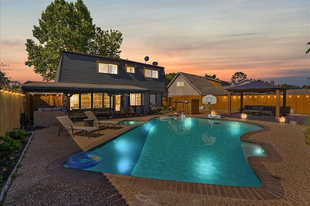 Meadows Place House | White Maples Poolside Paradise with Heated Pool!
