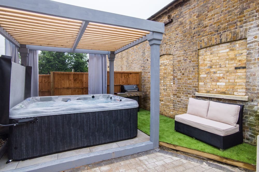 Isle of Thanet House | The Stable at Cheeseman's Farm