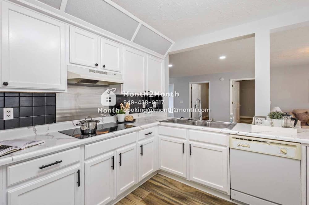 West Newton House | Grand Horizons Oasis on Shannon Lakes Way #42051