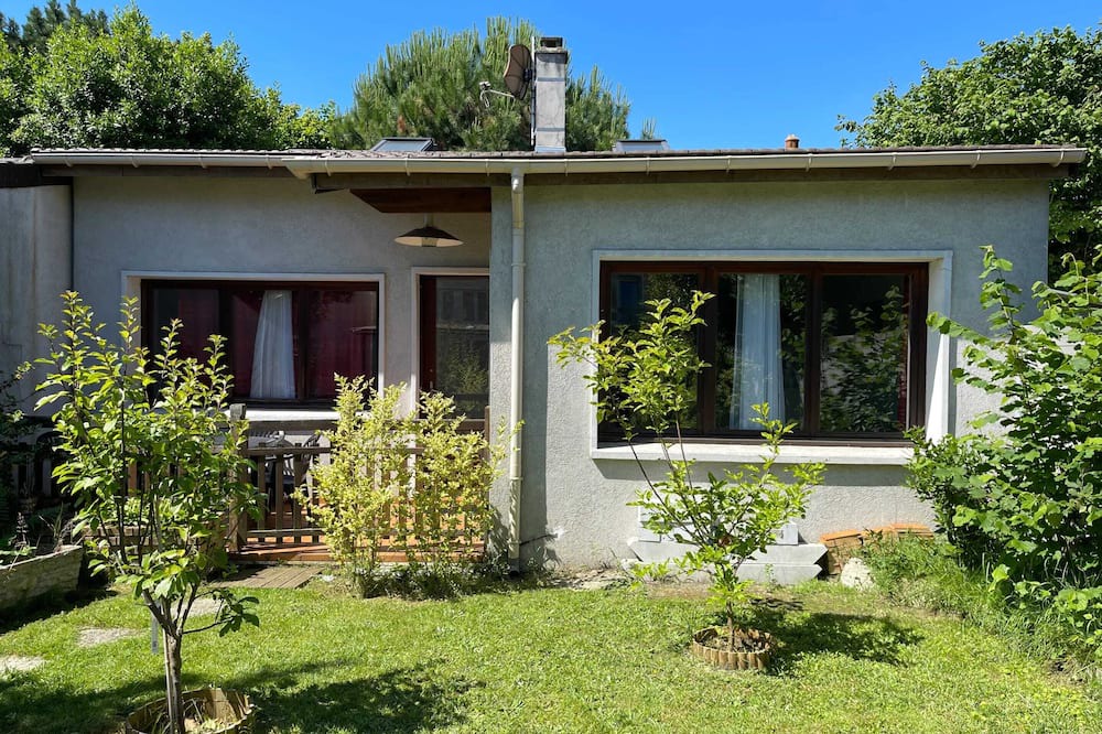 Noisy-le-Grand House | Homerez - House in Noisy-le-Grand