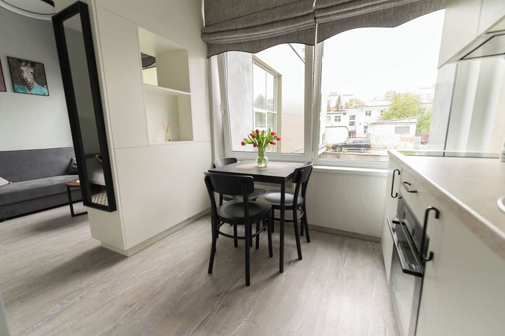 Snipiskes Apartment | Cozy and Modern City Loft Residence Next to the Old Town
