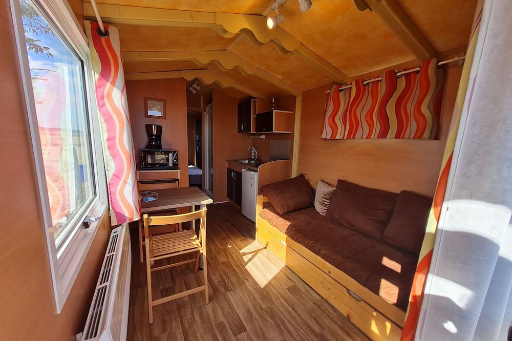Burthecourt-aux-Chenes Cottage | Gite Burthecourt-aux-Chênes, 1 bedroom, 4 persons