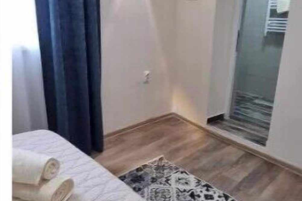 Kumanovo House | Old House Apartment