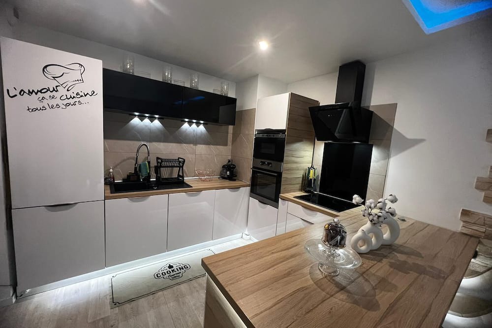 Livry-Gargan Apartment | Appartement Sevran/cdg/paris/disneyland Paris