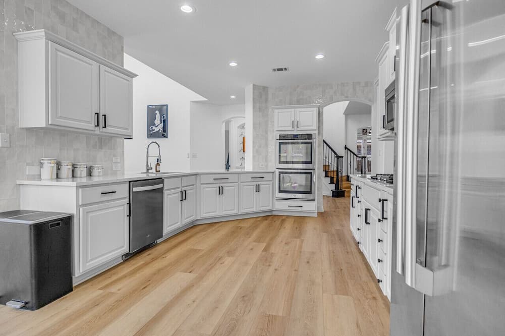 Georgetown House | Spacious high ceilings, a refreshing pool, and a BBQ area. Just 30 mins from Austin,