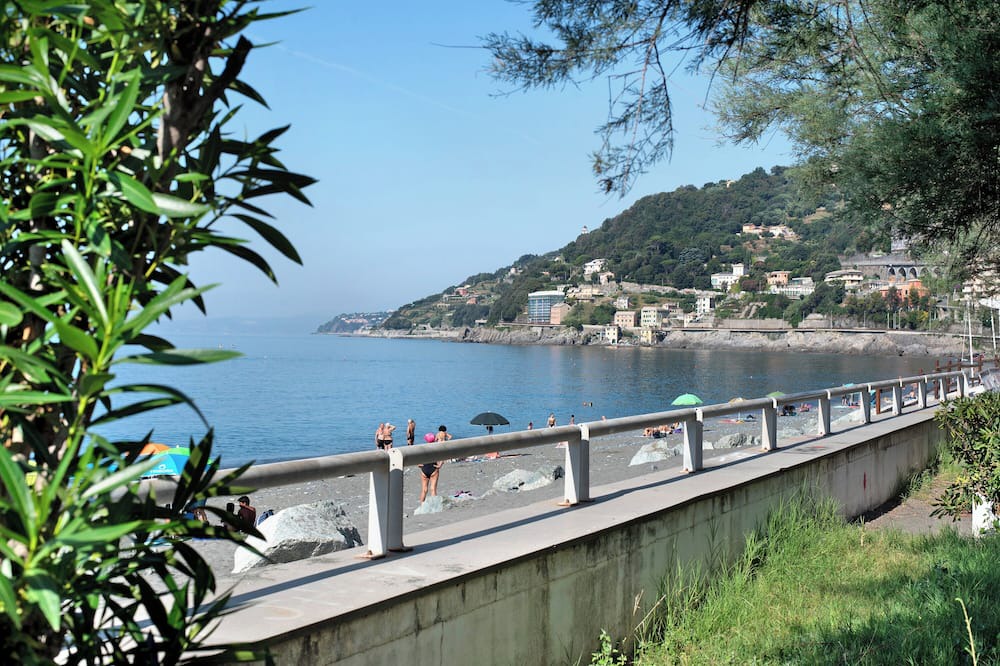 Voltri Apartment | Apartment 'Casa Rè A Due Passi Dal Mare' with Wi-Fi