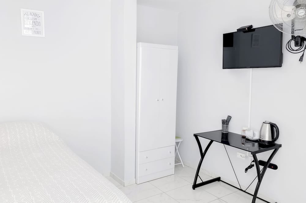 Ica Apartment | Moderna Suite Wifi + Cochera San Isidro #1