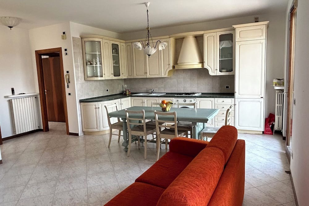 Pozzolengo Apartment | Candy Apartment per Famiglie e a Pochi km dal Lago di Garda e da Gardaland