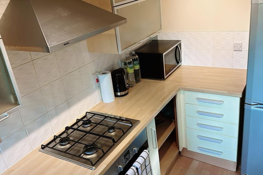 Cambourne Apartment | Inviting 2-Bed Apartment in Cambridge