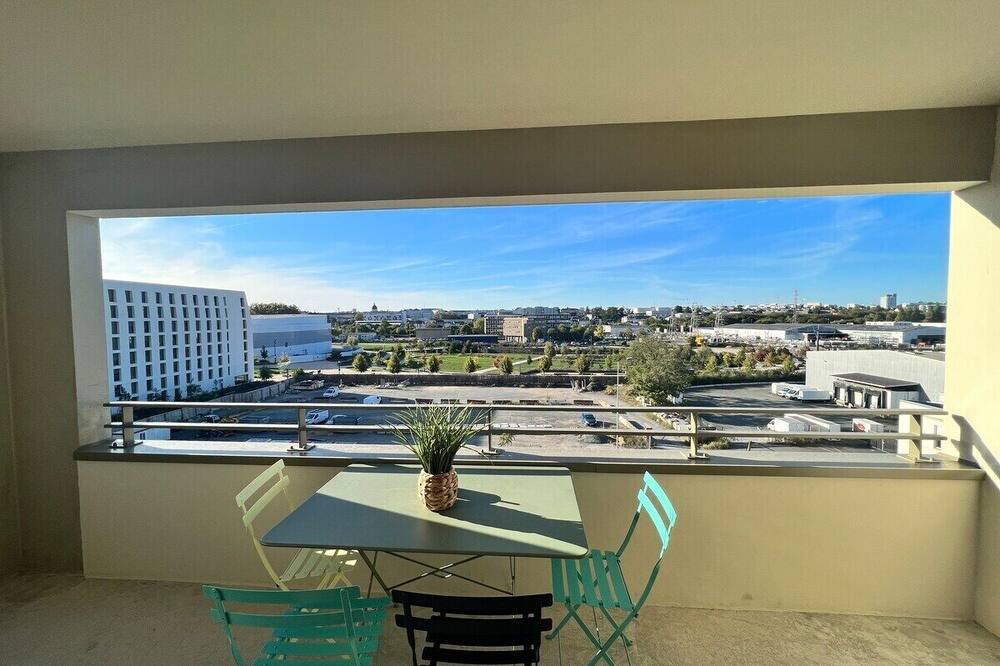 Saint-Serge Apartment | Casa des Ducs -Terrasse - Parkings privés - Cosy