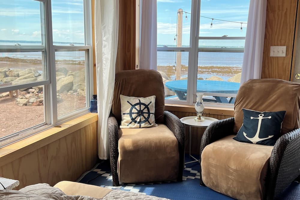Brule Point Cottage | Brule Cottage