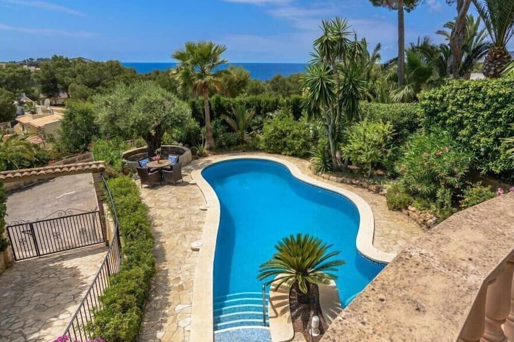 Costa de la Calma House | Chic holiday home with pool - ID 3010