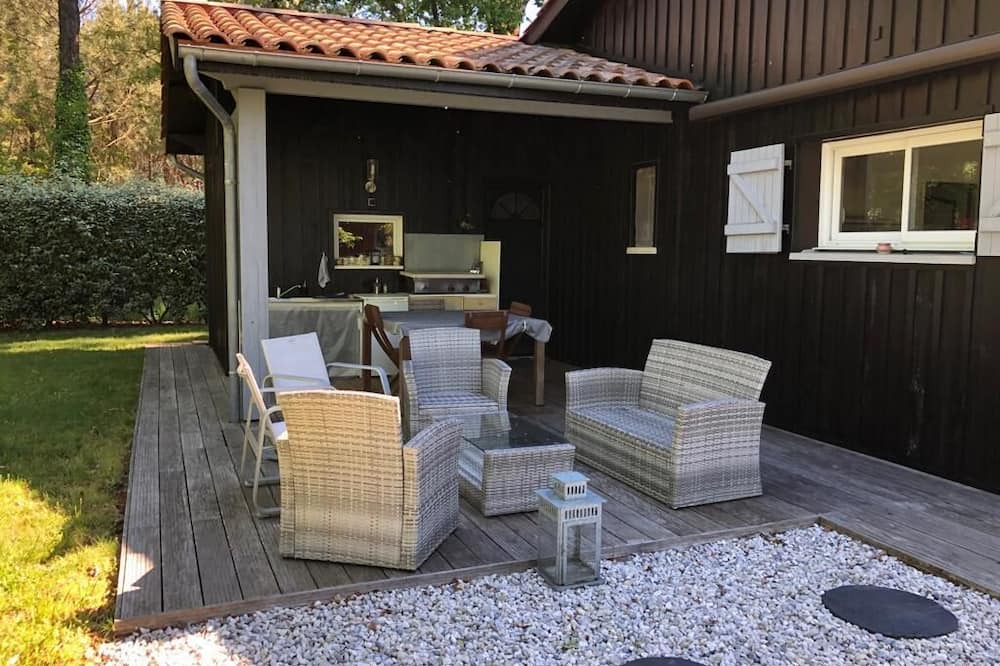 Taussat House | Vrbo Property