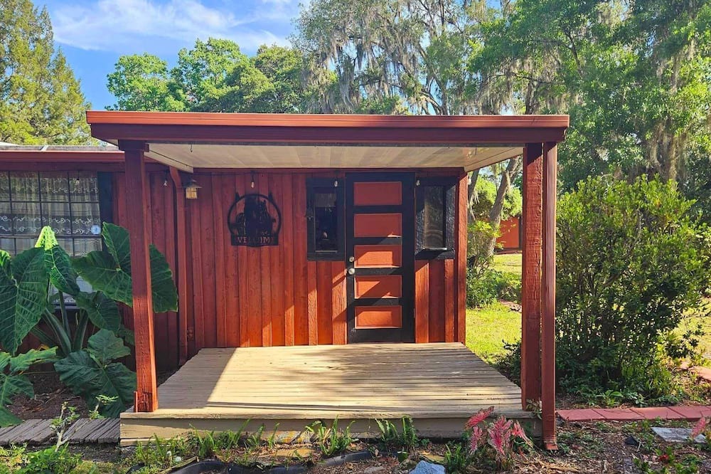 Highlands Other | Charming and cozy Rustic farmhouse . Centrally located !