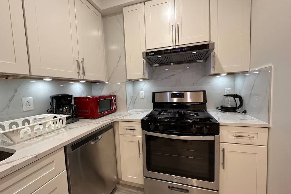 Flushing Chinatown Apartment | Brand New 1br - Linens Wi-Fi 3rd fl