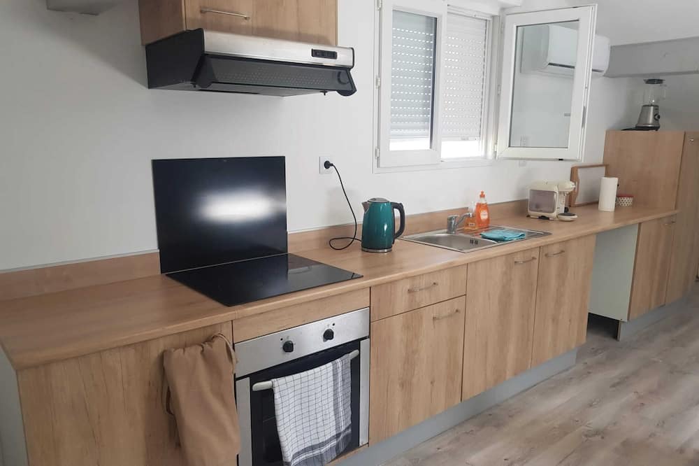 Clermont-Dessous Apartment | Homerez - Apartment in Clermont-Dessous