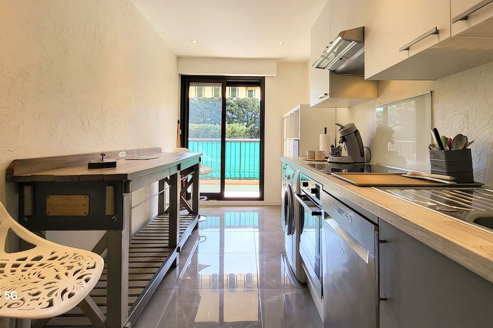 La Napoule Apartment | 1 Bedroom, 4 Guests, AC, Pool, Parking, Golf,