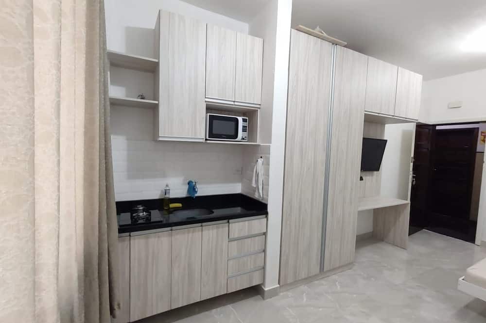 Curitiba Financial District Apartment | Kitchenette Aconchegante no Centro de Curitiba. Ótimo Custo-benefício!
