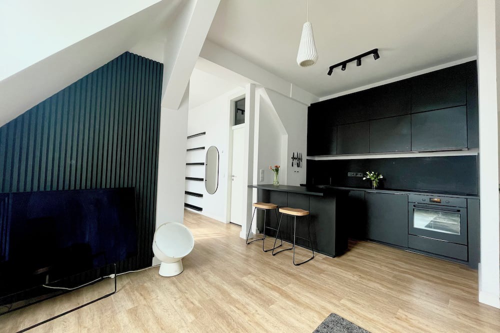 Wiesbaden Apartment | Super central, quiet design apartment in a historic building