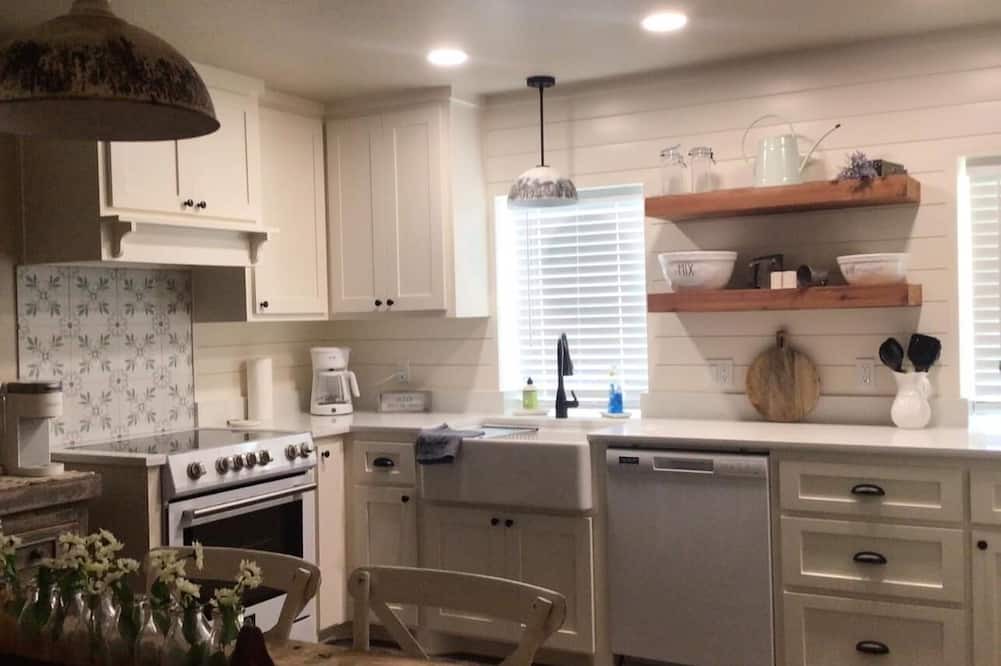 Pittsburg Other | Peaceful, quiet, private and make you feel good "farmhouse".