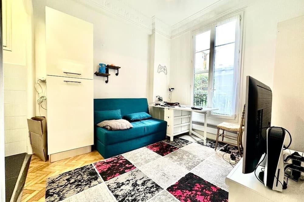 Vernier Apartment | Charming Studio ideal Nice Centre Station