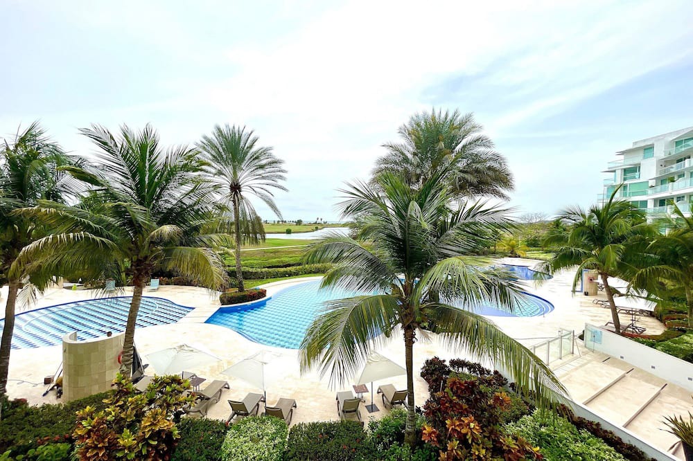 Zona Norte Apartment | Karibana DeLuxe - Pool Golf Wifi