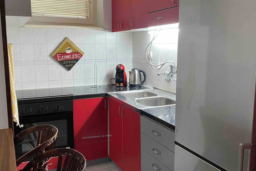 Dorcol Apartment | Quiet apartman in city center, the best way to experience Belgrade