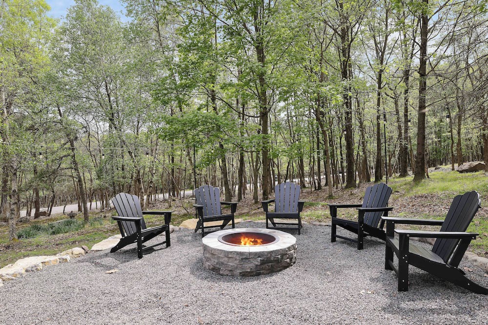 Albrightsville Cabin | The Whitetail Lodge.