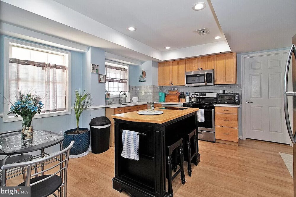 Forked River Condo | Charming Bayfront Condo