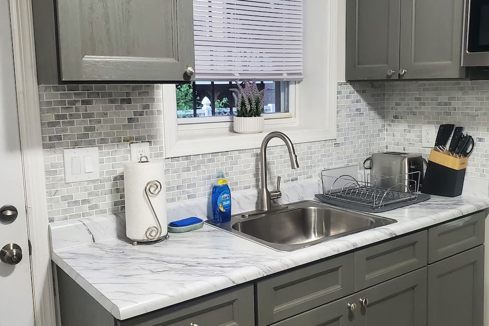 Edenwald Apartment | Spacious 2 bedroom in Lower Westchester County