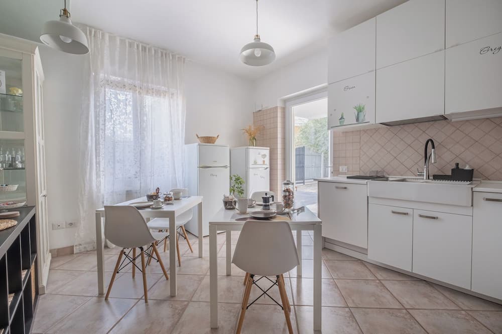 Zona XIX Casal Morena House | Vrbo Property