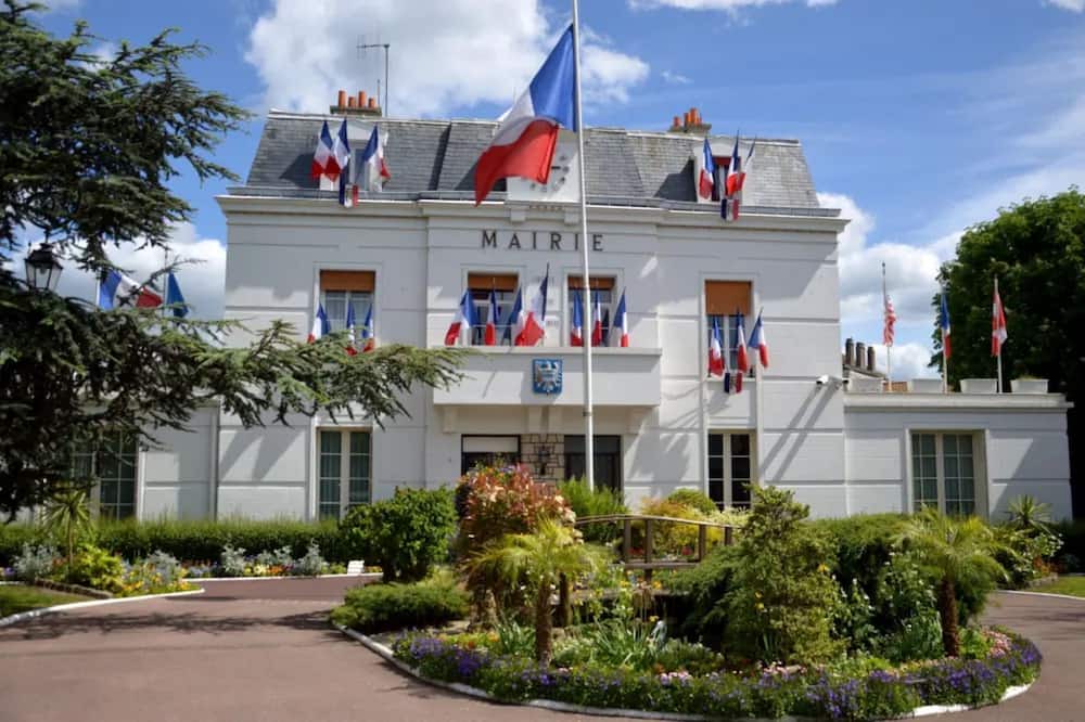 Neuilly-Plaisance Apartment | T1 Indépendant Dans un Pavillon Avec Jardin