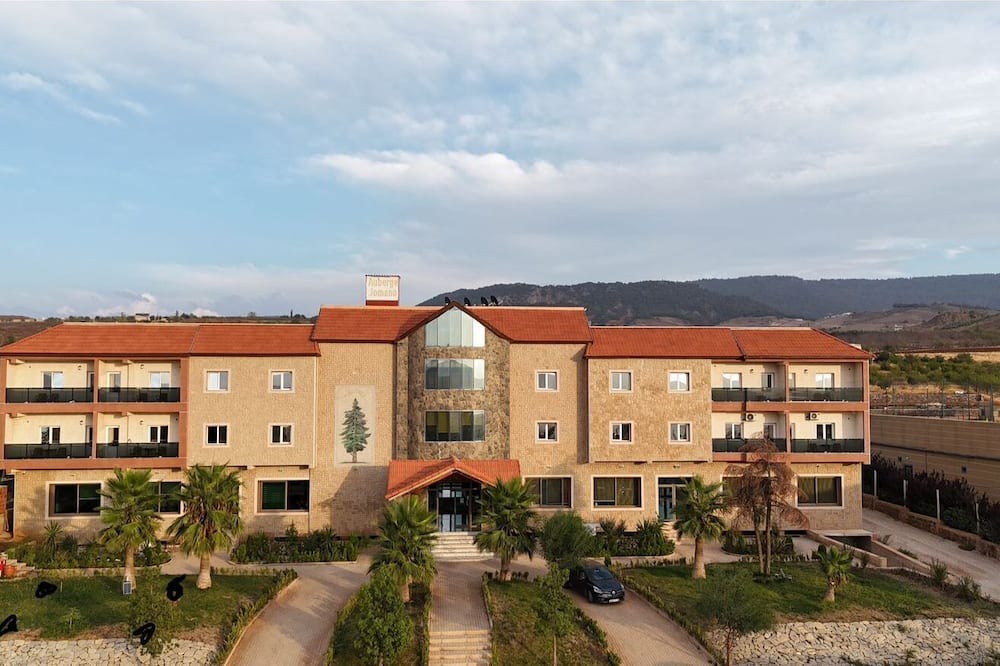 Zaouia Ben Smine Hotel | AUBERGE JOMANA PARK